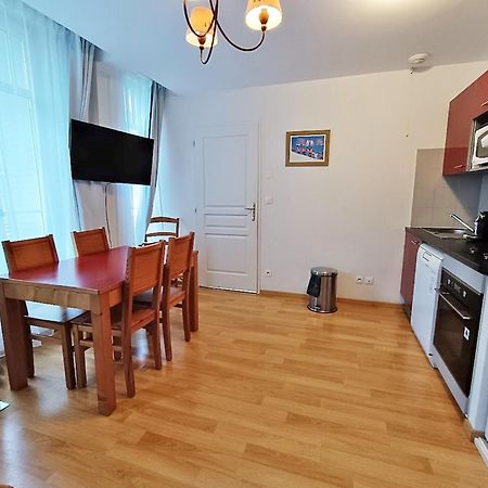 Il Etait Une Fois Luchon, T2, Centre Luchon, Wifi, Casier A Skis, Ascenseur, 4 Personnes Lejlighed Bagnères-de-Luchon Eksteriør billede